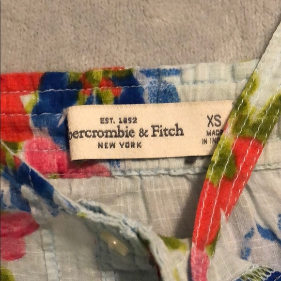 A&F - Picture 2 of 2